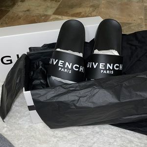 GIVENCHY BLACK SLIDES